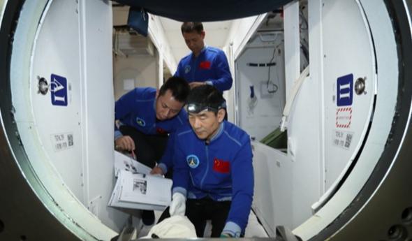 尽后被抛弃中国杀出一条“新血路”开元棋牌国际空间站沦为赚钱工具用(图13)