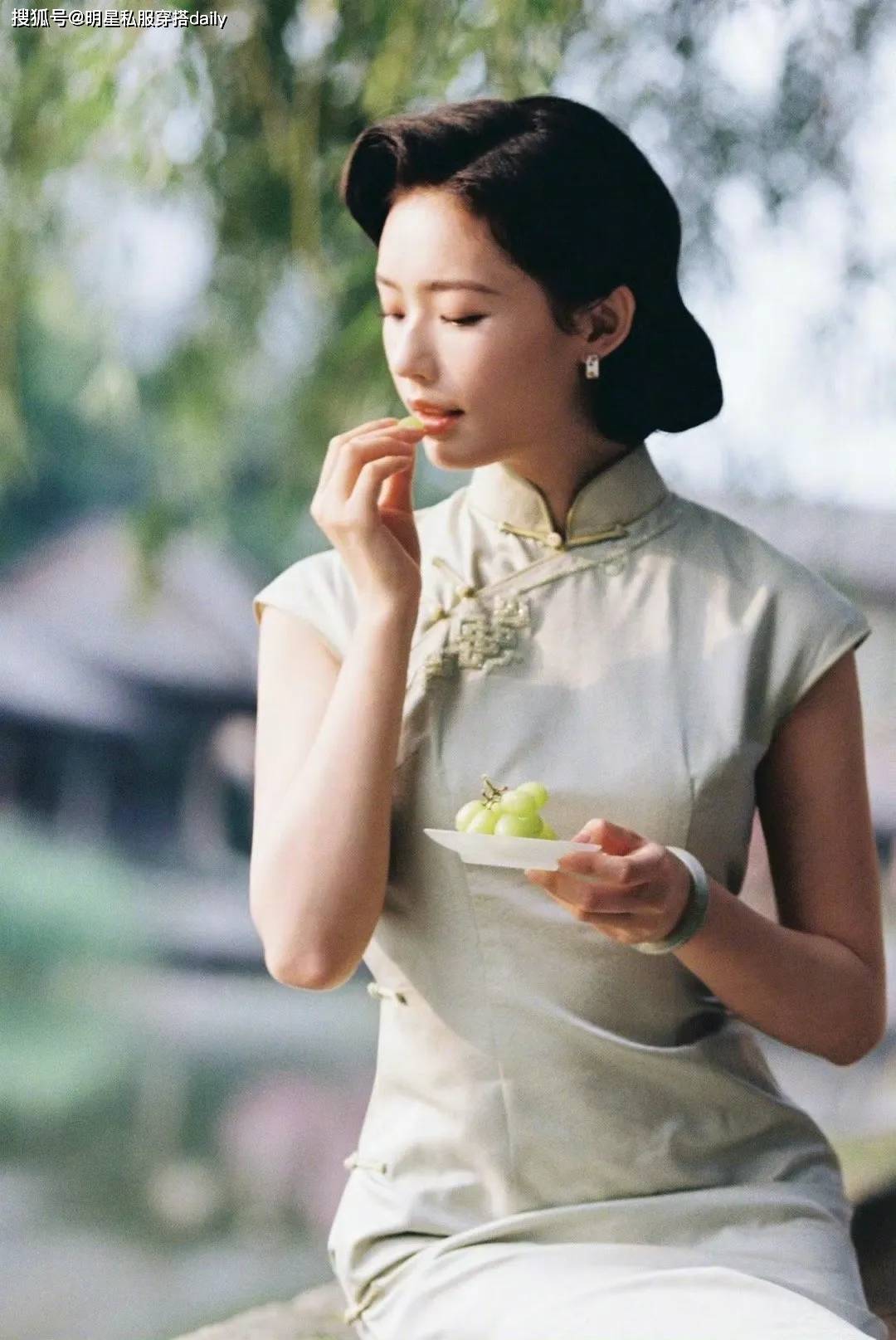 美到！穿旗袍扎复古盘发美成民国名媛开元棋