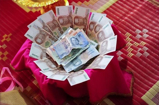 金价翻3倍三金成难题不是不想是结不起开元棋牌app难怪大家不结婚！5年(图3)